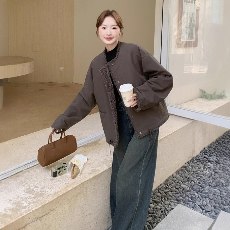 咖色圆领羊羔毛棉服女2025冬季新款学院风复古百搭加厚短款小棉袄
