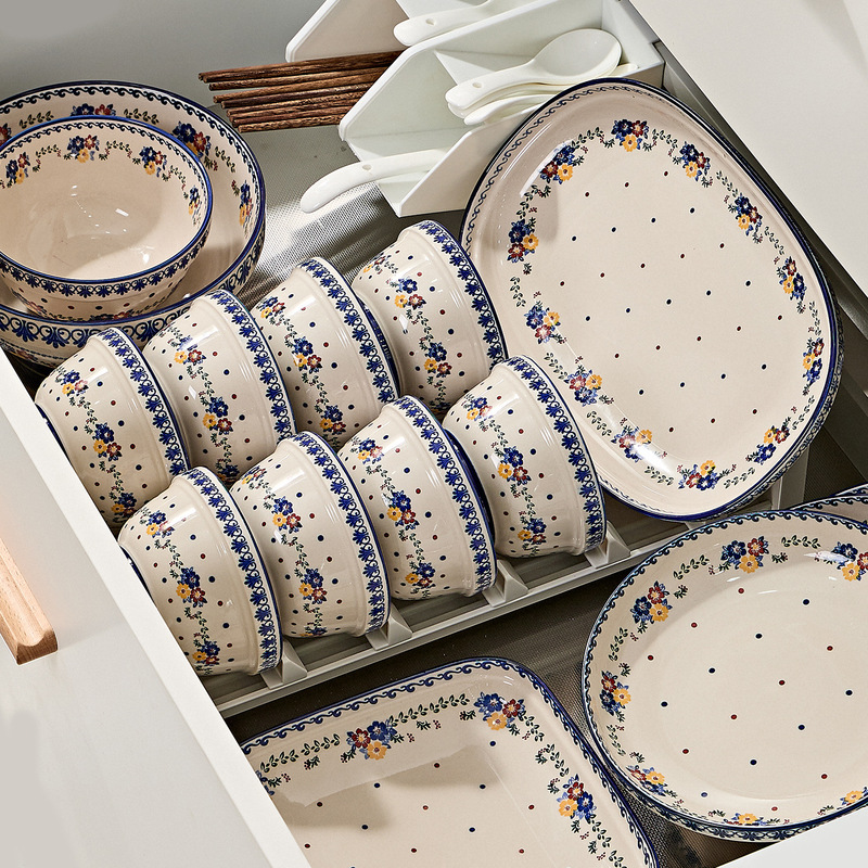 European-Style Retro Small Floral Ceramic Bowl and Plate Set, Underglaze Color, Household Rice Bowls, Dish Plates, Fish Plates, Tableware Set European-Style Retro Small Floral Ceramic Bowl and Plate Set, Underglaze Color, Household Rice Bowls, Dish Plates, Fish Plates, Tableware Set