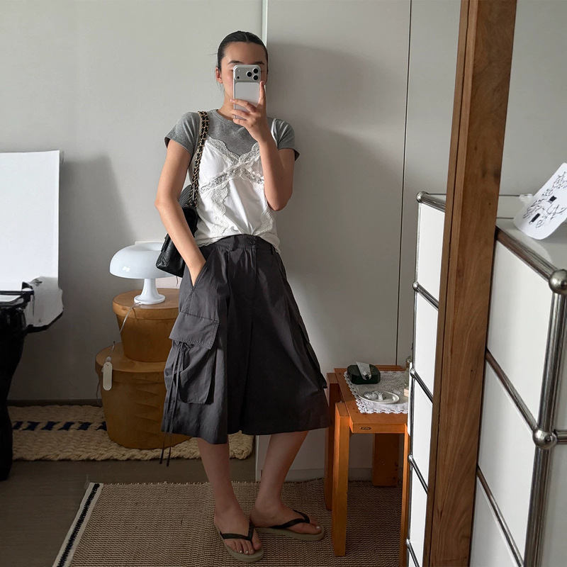 Trendy [Cut-Out Design] Three-Dimensional Large Pocket High-Waisted Workwear Capri Pants Summer Casual Pants for Women New 11217