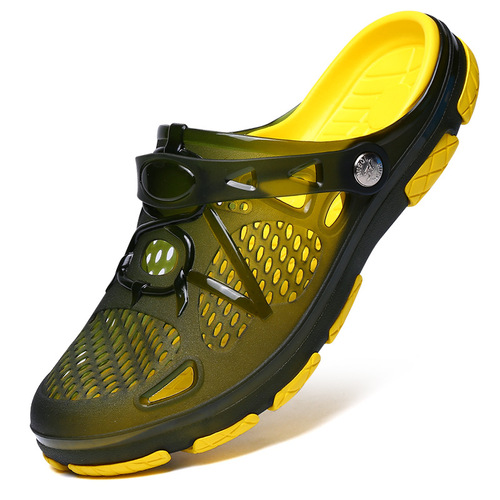 Cross-border summer new couple sandals breathable plus size men's beach hole shoes with cap and hollow jelly shoes