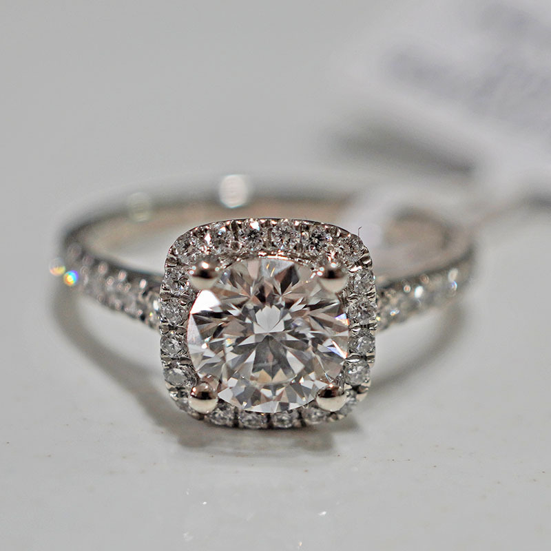 PT950铂金培育钻石戒指女士正方形灿若星辰结婚求婚|ru