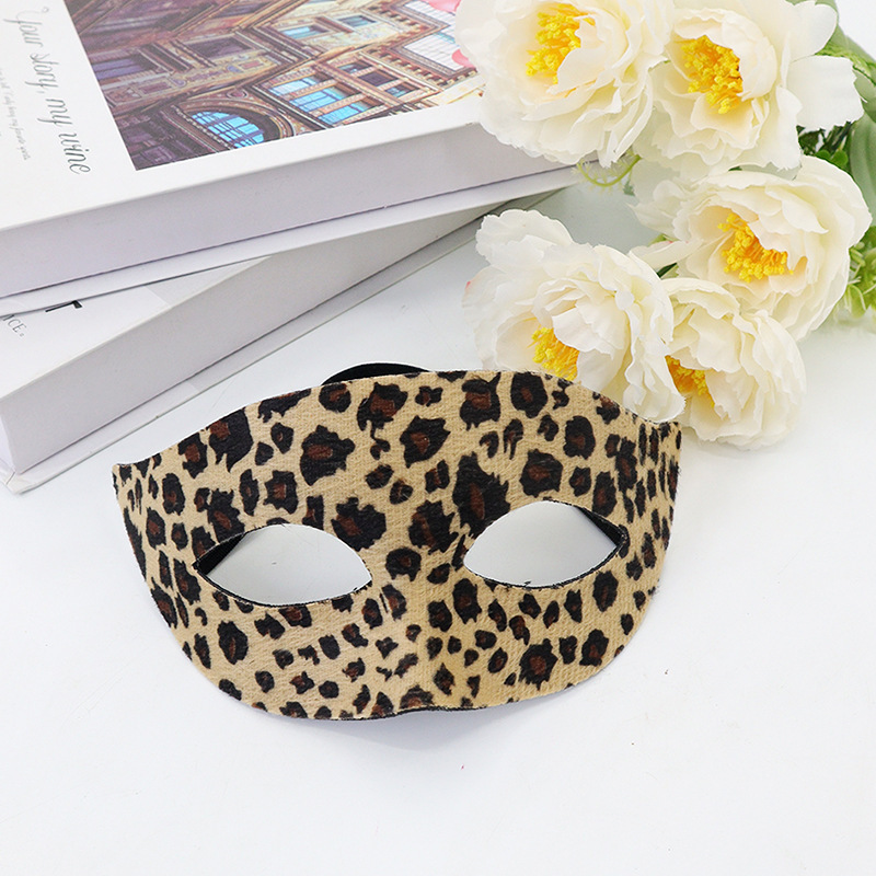 Ventas transfronterizas calientes gafas de leopardo media cara máscara de baile de leopardo gato orejas de cabello bandas de ojos decoración props de fiesta TK