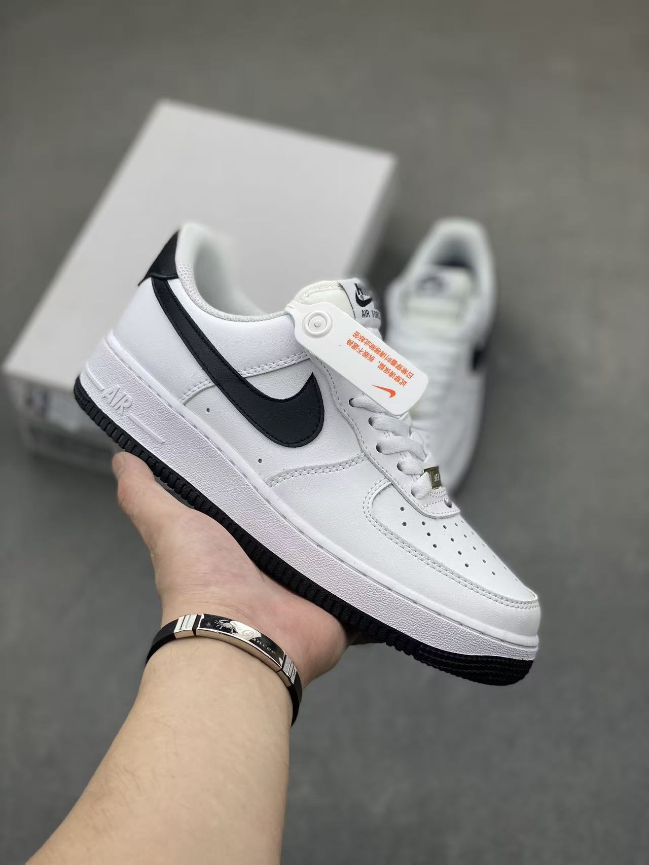 Zapatos de comercio exterior transfronterizo Putian AF1 Fuerza Aérea No. 1 blanco puro negro puro zapatos de patina baja para hombres y mujeres zapatos deportivos casuales
