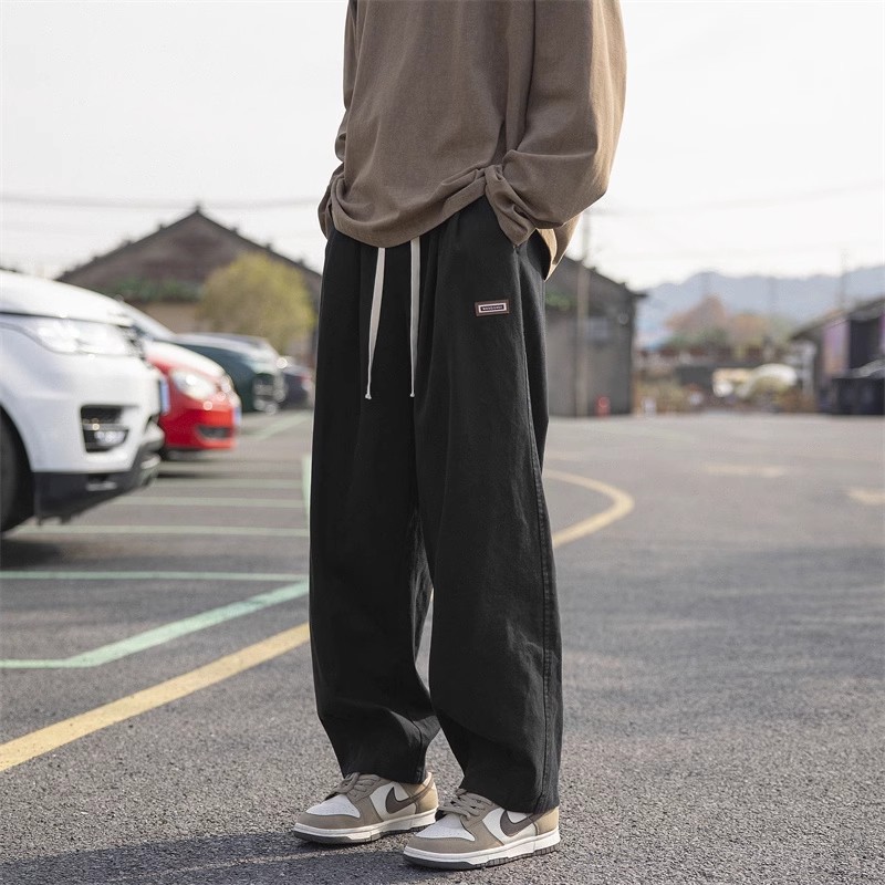 검은색