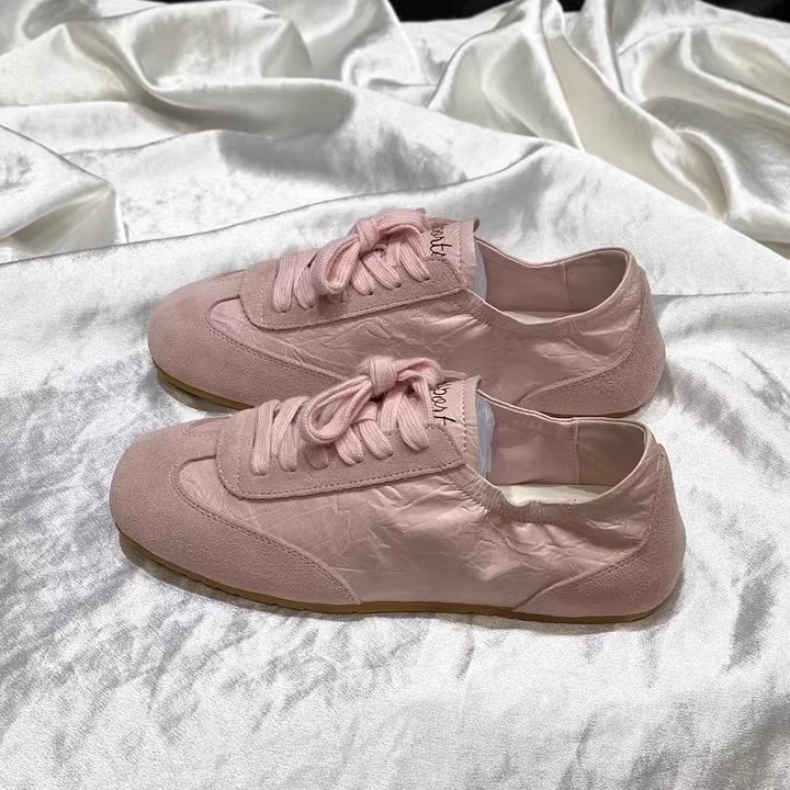 Primero antiguo ~ Zapatos de entrenamiento alemanes para mujer 2025 nuevos zapatos Forrest Gump de suela suave, zapatos blancos cómodos con cordones casuales planos