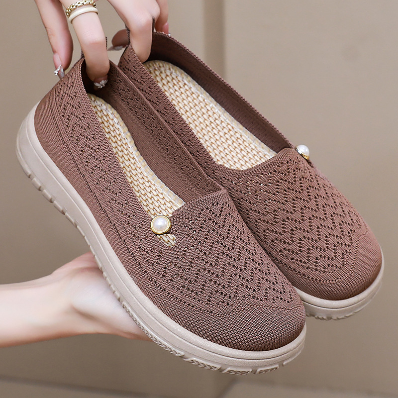 Zapatos de mujer, zapatos casuales de verano, zapatos individuales voladores y transpirables, suela suave, cómodos, zapatos de madre, zapatos de un pie de todo fósforo, mujeres al por mayor