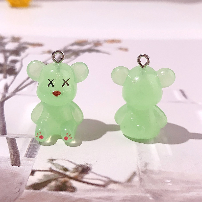 Ventas calientes de luz nocturna violenta estereoscópica osos diy joyas hechas a mano colgantes llaveros pendientes crema pegamento accesorios de caso de teléfono celular