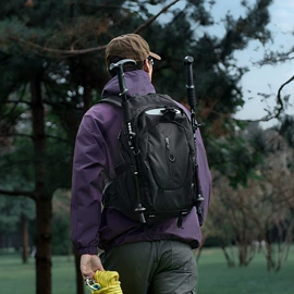 休闲背包;通用双肩背包;旅行包袋