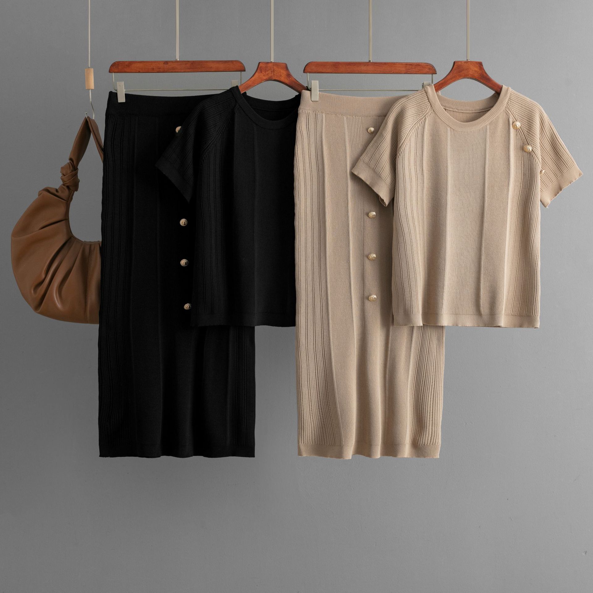 Casual A Diario Mujeres Estilo Simple Estilo Clásico Color Sólido Fibra Viscosa Conjunto Coordinado De Falda Conjuntos De Pantalones display picture 2