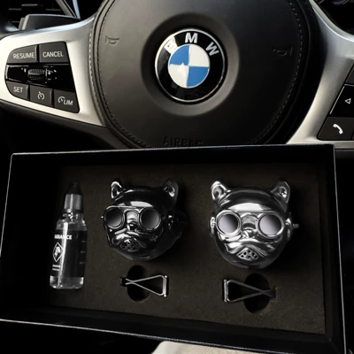 Bully dog car perfume car air outlet perfume clip aromatherapy dog head car interior decoration ornaments can be fixed