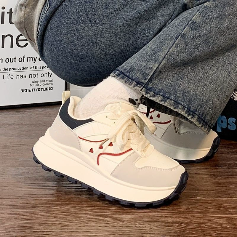 Американский кампус усиливается, любовь и цвет дизайн повседневная женская обувь