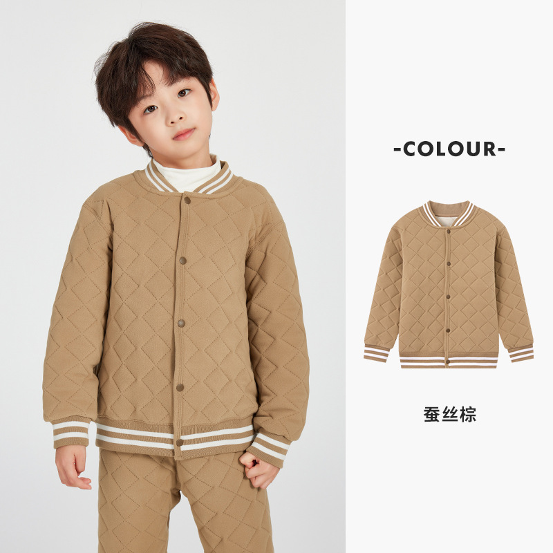Muchos niños de algodón cortado abrigo colección impermeable otoño y invierno ropa de algodón de invierno para niños mayores