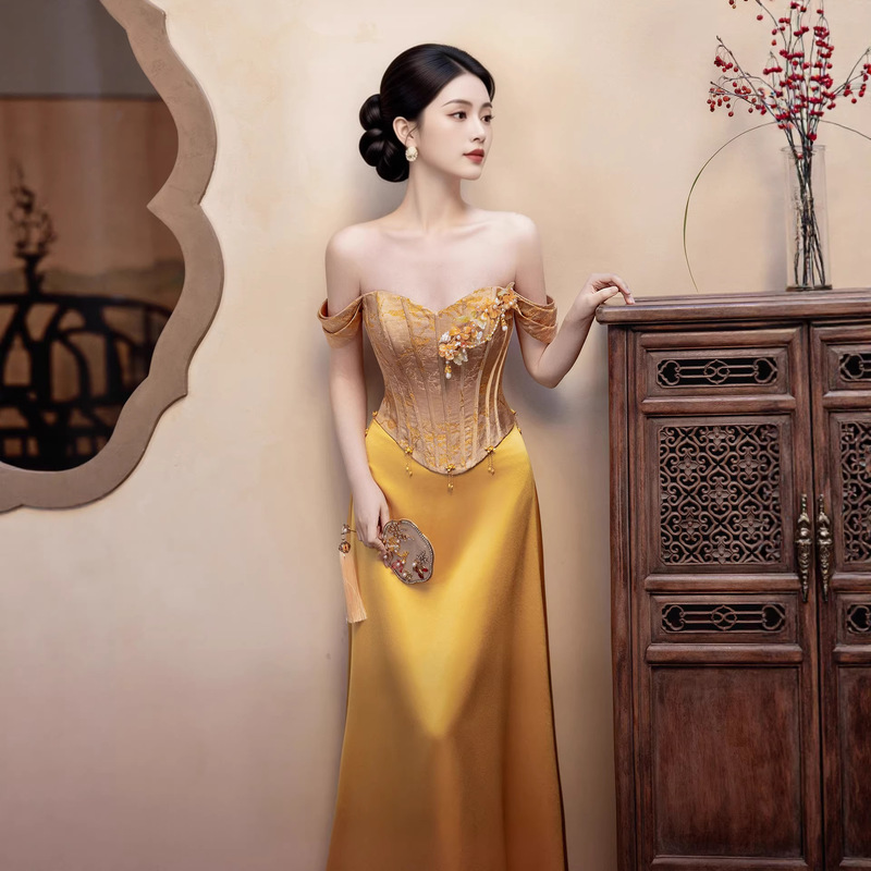 New Chinese-Style National Style Strapless Toast Dress for Engagement and Wedding, Gold Morning Robe for the Bride, High-End Elegant Evening Gown, Long Style