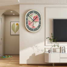 挂钟客厅钟表高级感法式奶油风家用装饰挂墙餐厅玄关免打孔时钟