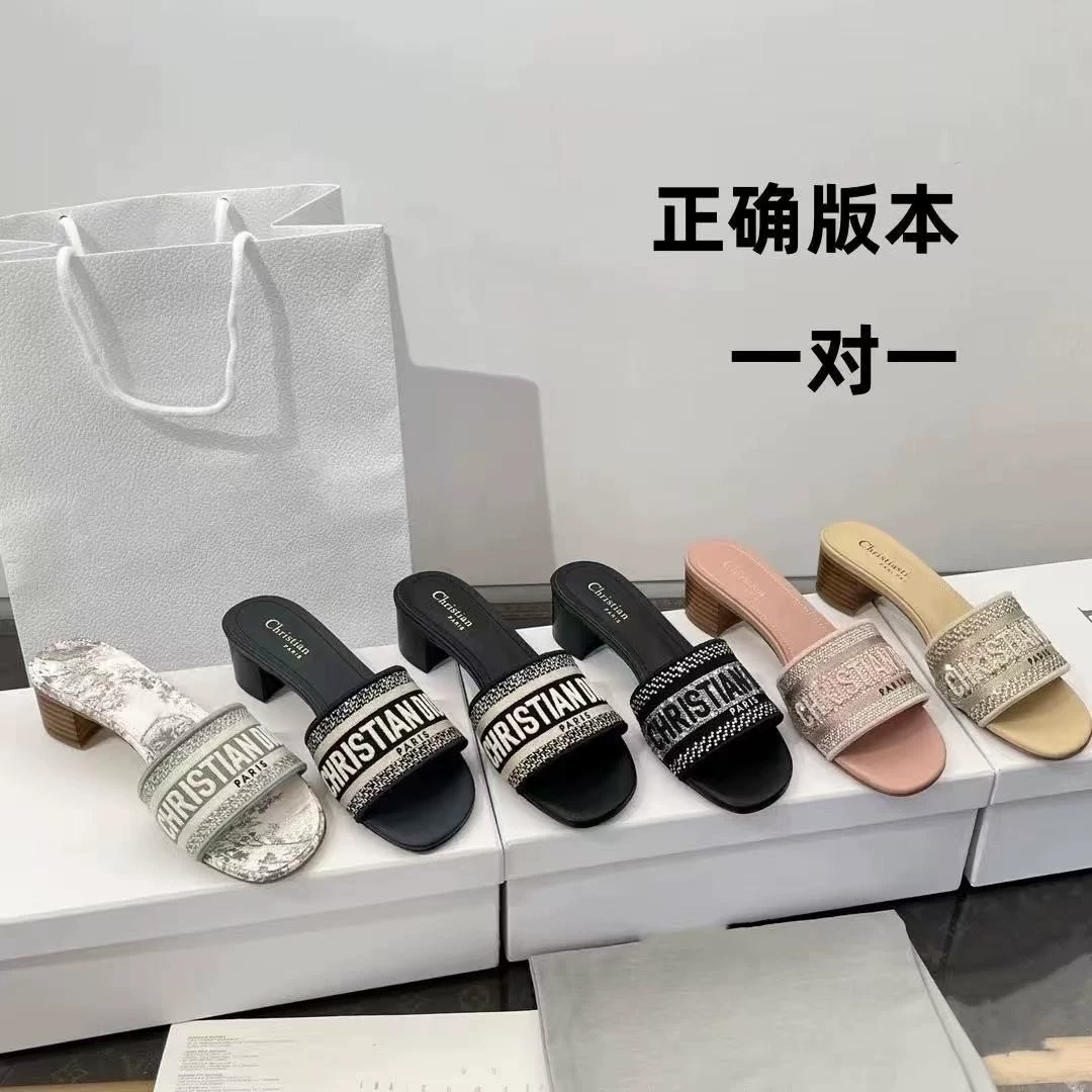 D Home High Edition Тапки на каблуках Женская 2025 Весенняя вышивка овчинная шкура грубый туфли на каблуках 4.5 Тапки завод прямые продажи