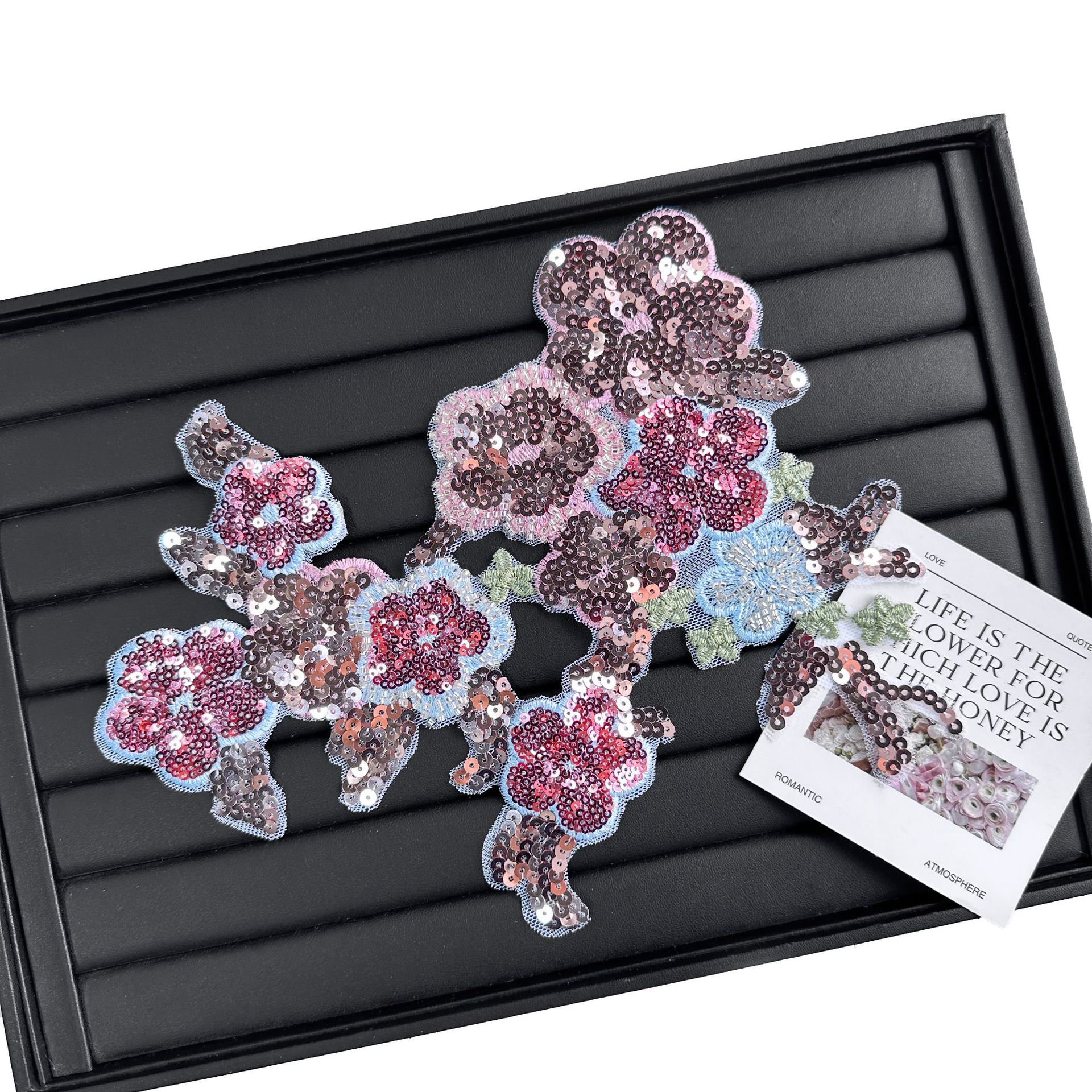 Sequinilla bordado parche multicolor parche de flores tridimensionales hecha a mano DIY accesorios de ropa bolsa sombrero decoración mezcla