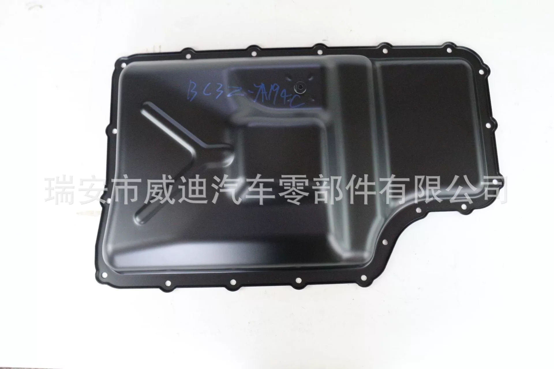 Масляный поддон двигателя подходит для Ford BC3Z-7A194C