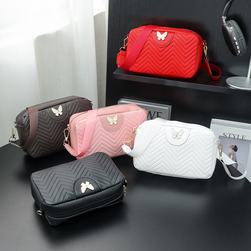 Bolso de mujer 2025 nuevo bordado ondulado mariposa decoración bolso de almohada cilíndrico bolso de hombro bolso regalo de moda image 1