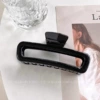 Ellipse square is bright black [13cm]
