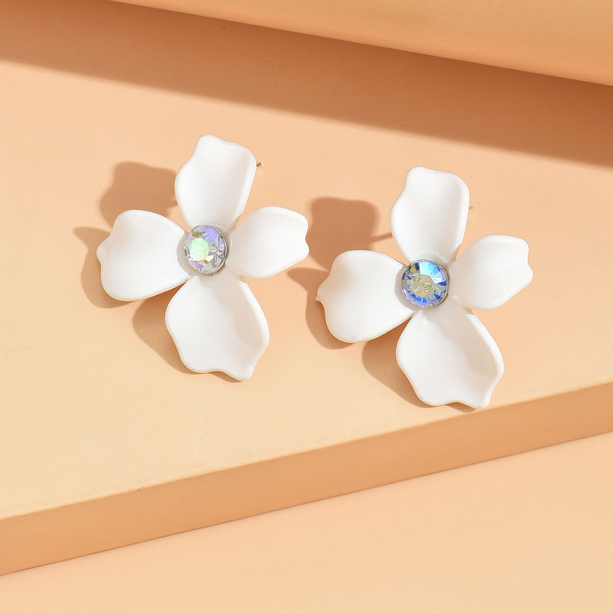 18g Weight Rhinestones Inlay Material Ear Studs Classification 1 Pair Quantity Daily Occasion Acrylic Material Flower Pattern Women's Gender Stoving Varnish, Inlay Design Sweet Style 1 Pair Sweet Flower Stoving Varnish Inlay Arylic Rhinestones Ear Studs 16