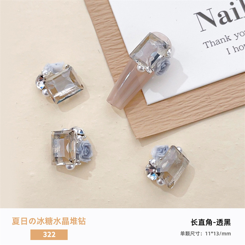 Verano hielo a través de la manicura, pila de cristales, joyería de diamantes, azúcar transparente, huevo de paloma, diamante de uñas, pila de rosas, bola de diamantes, producto terminado