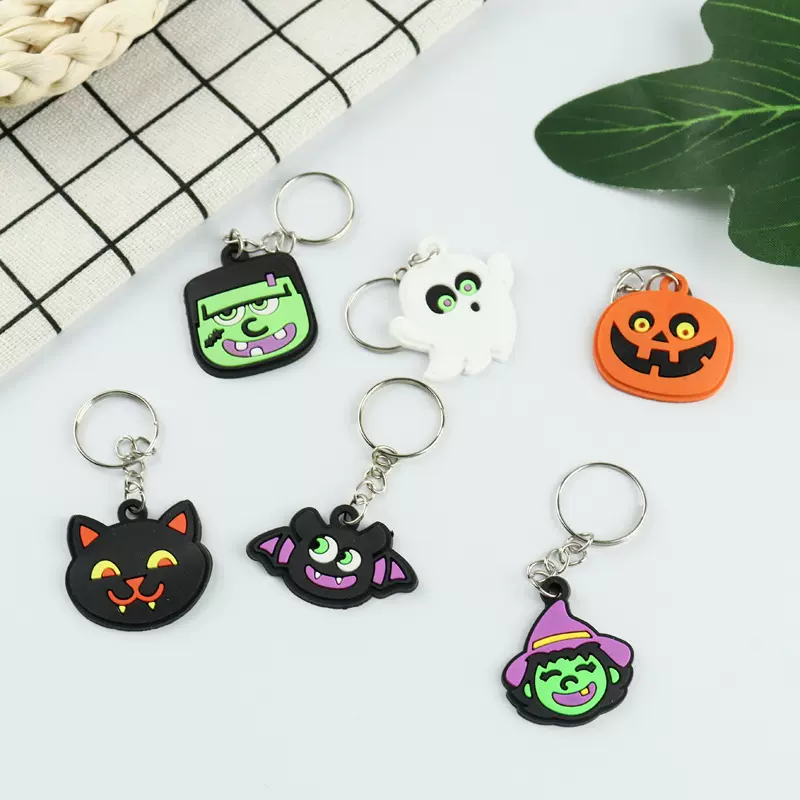 跨境爆款南瓜蝙蝠鬼怪钥匙扣 pvc软胶万圣节系列钥匙扣现货批发
