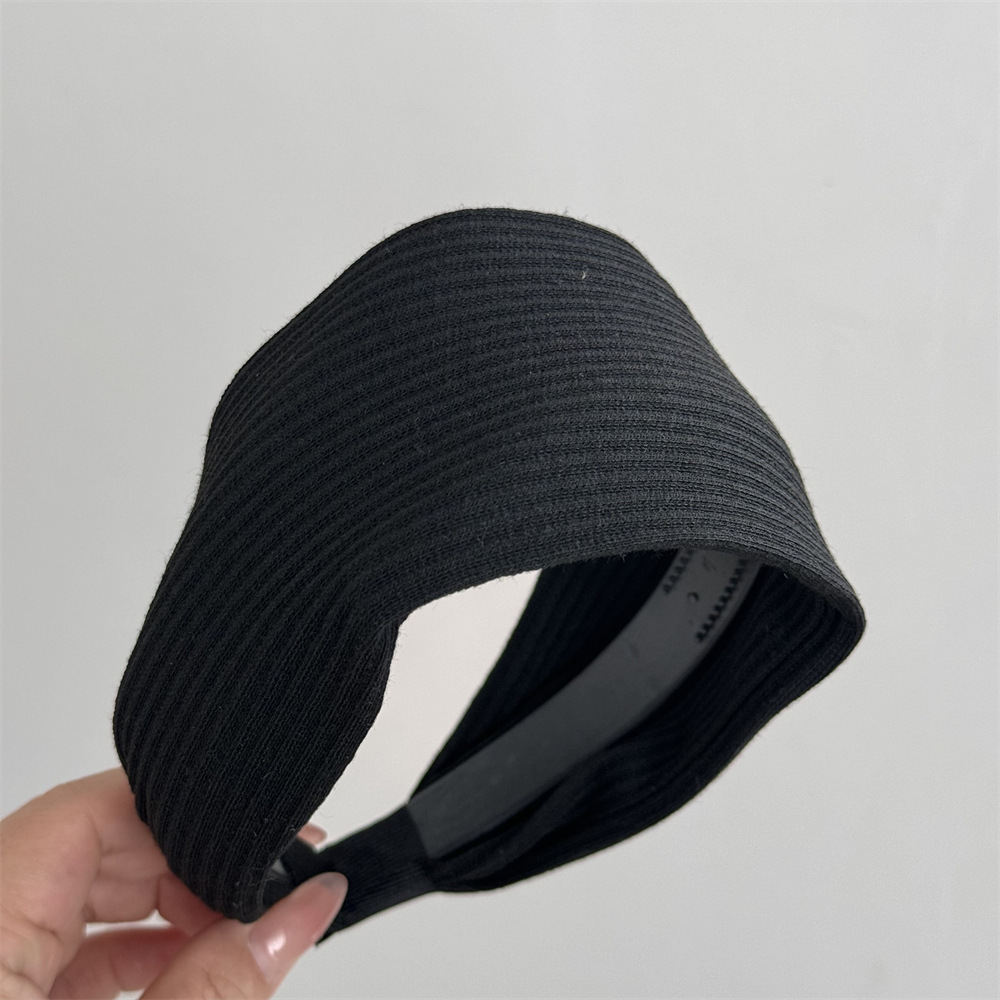 Widened fabric hoop-black