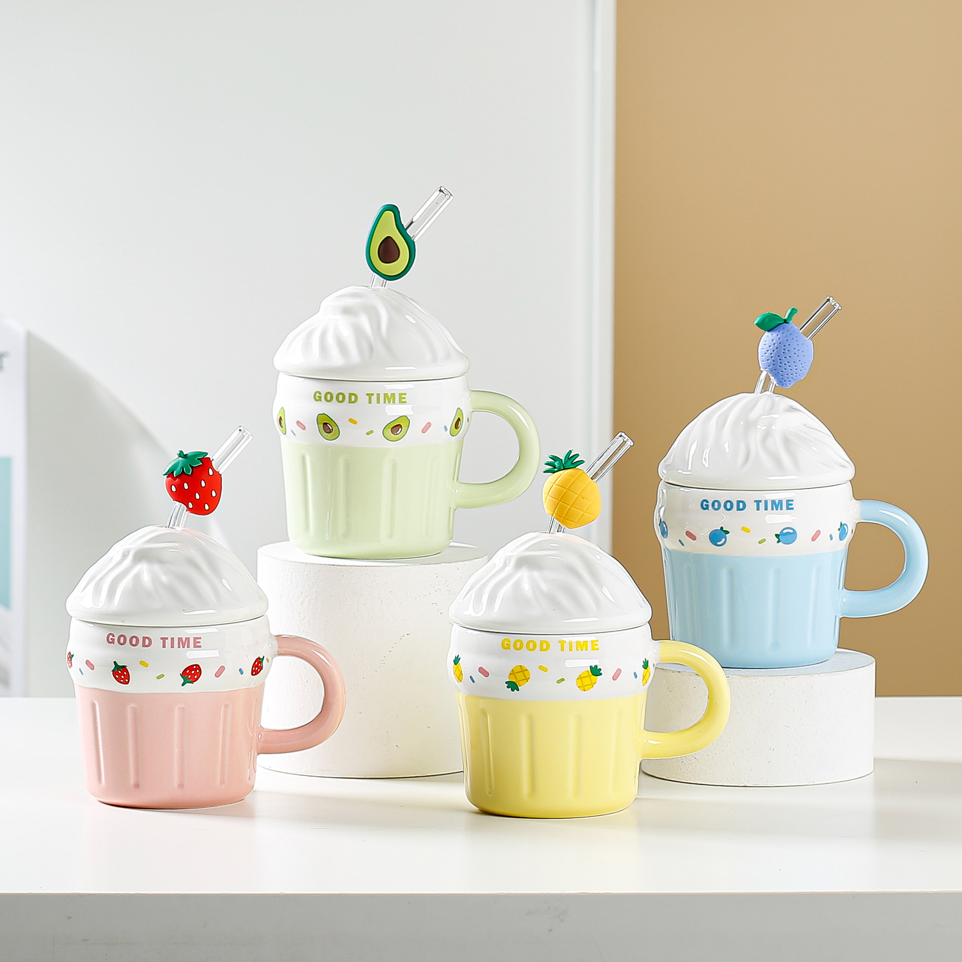 Taza de gran capacidad, regalo de dibujos animados, taza de cerámica para niños, juego de taza de color bajo vidriado pintado a mano, regalo creativo