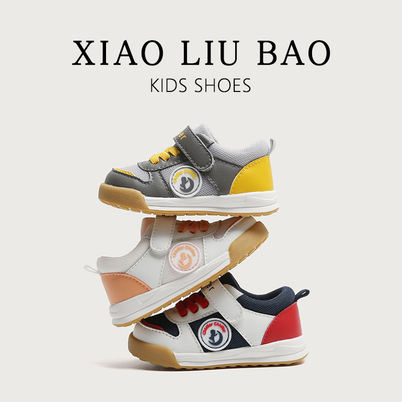 2024 otoño nuevos zapatos de tablero para niños microfibra costura malla transpirable zapatos de bebé de fondo suave antideslizante bebé Niño Zapatos