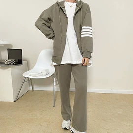 时尚休闲套装;连衣裙;女式针织衫