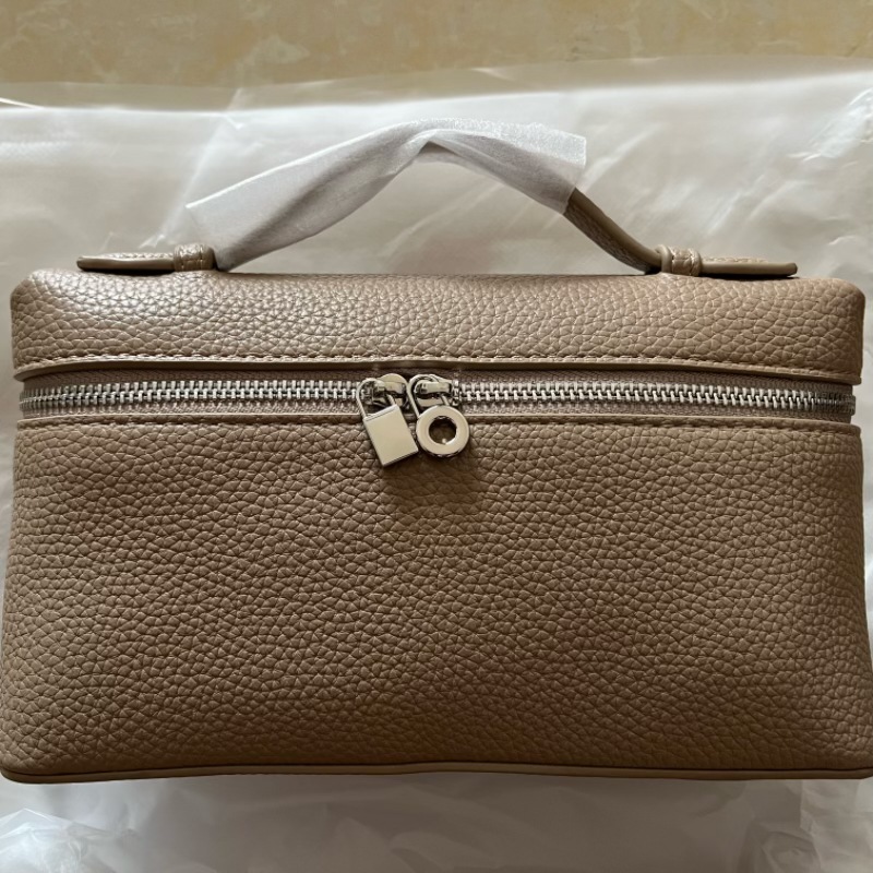 Gravel ash [hardware without letters]]