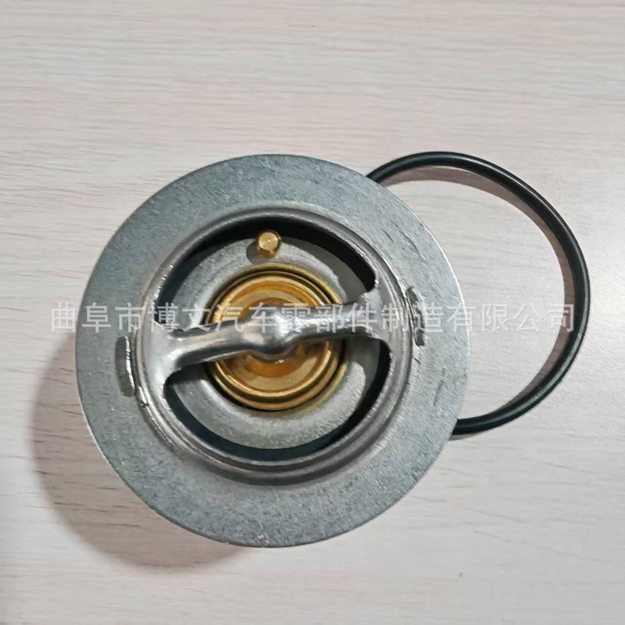 Suitable for Ford Edge 2.7t Thermostat Br3Z8575E Br3Z8575A Br3E8575Bb Thermostat