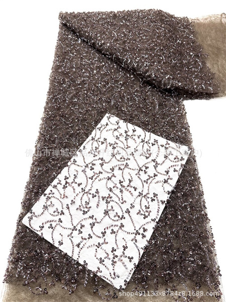 Fabricantes nuevos bordados cuentas de tela de encaje de alta calidad vestido de boda vestido de cena tela de moda