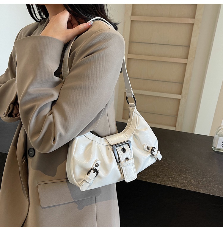 Distressed Buckle Ruched Zip Closure Shoulder Bag 39