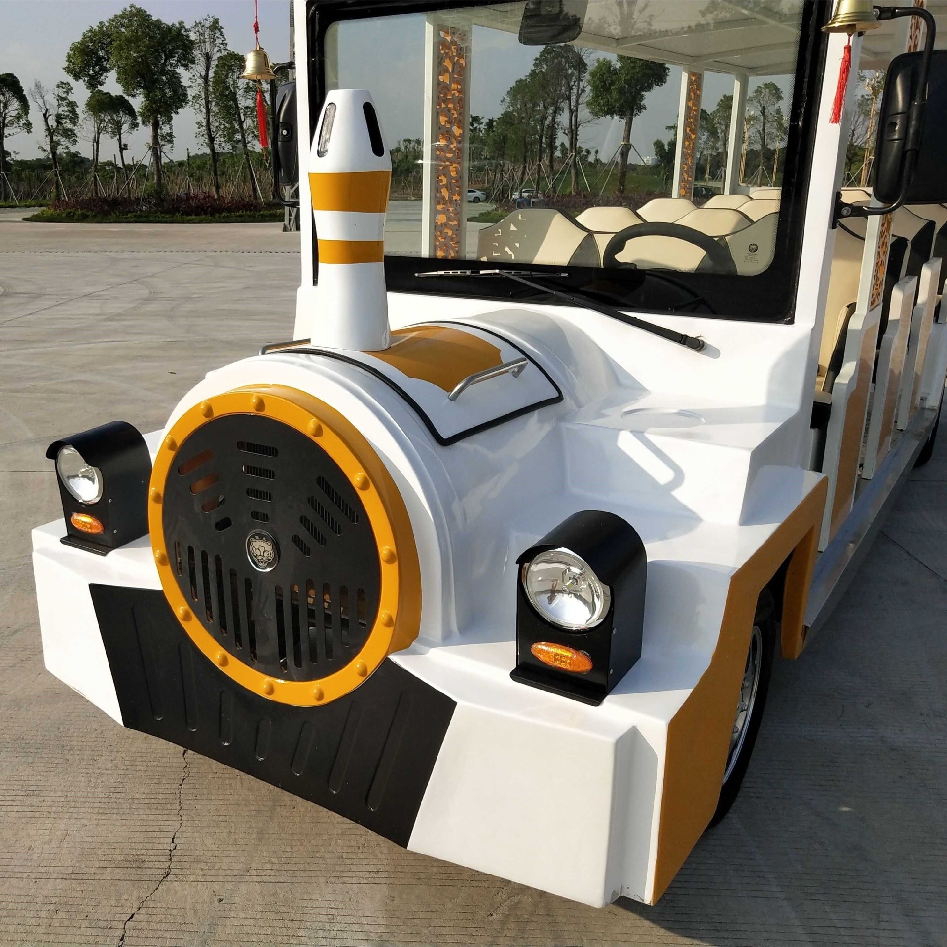 Electric Miniature Train, 14-Seat Electric Sightseeing Trackless Train