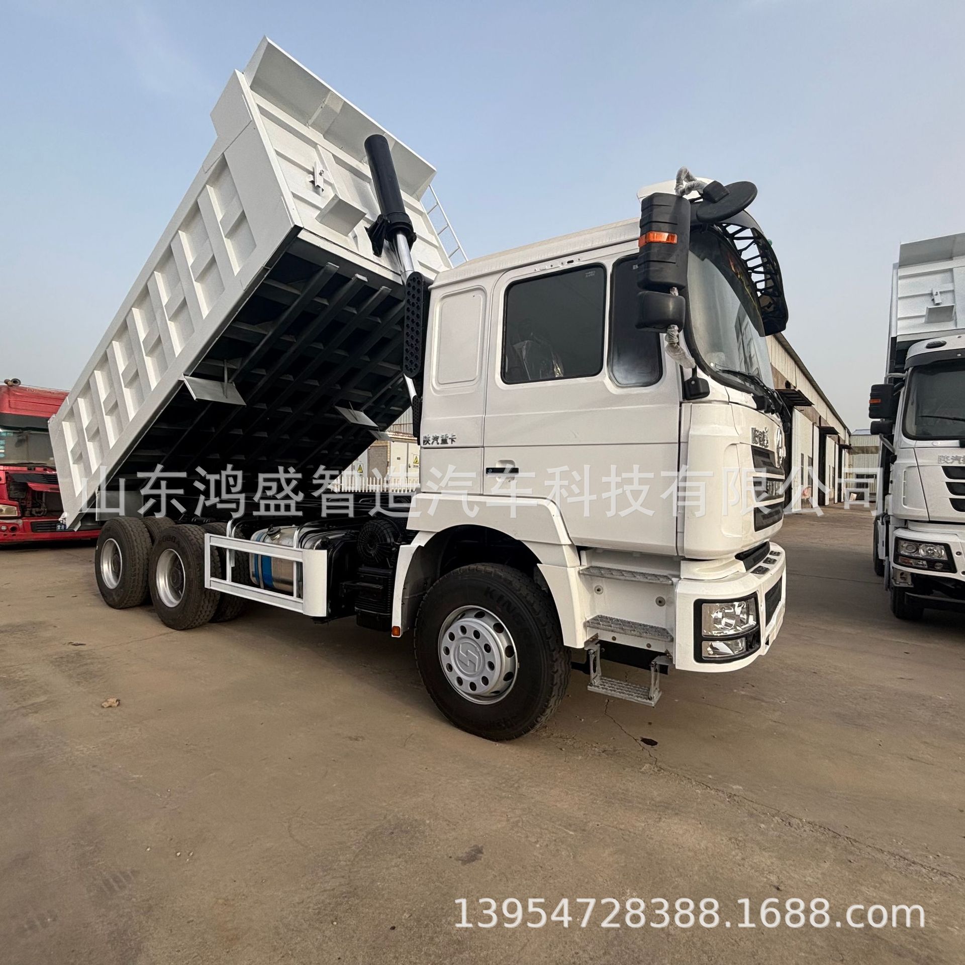 Exported to Africa Used Shaanxi Automobile F3000 Dump Truck, National Three Tractor Truck, 12-Cubic Meter Mixer Truck, Oil Tanker Truck