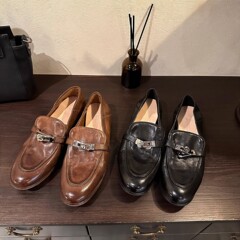 牛革版の復古的な水洗い馬皮の手作りの楽福靴の女性の経典は小さい革靴をロックして古い低ヒールの本革の靴を作ります。