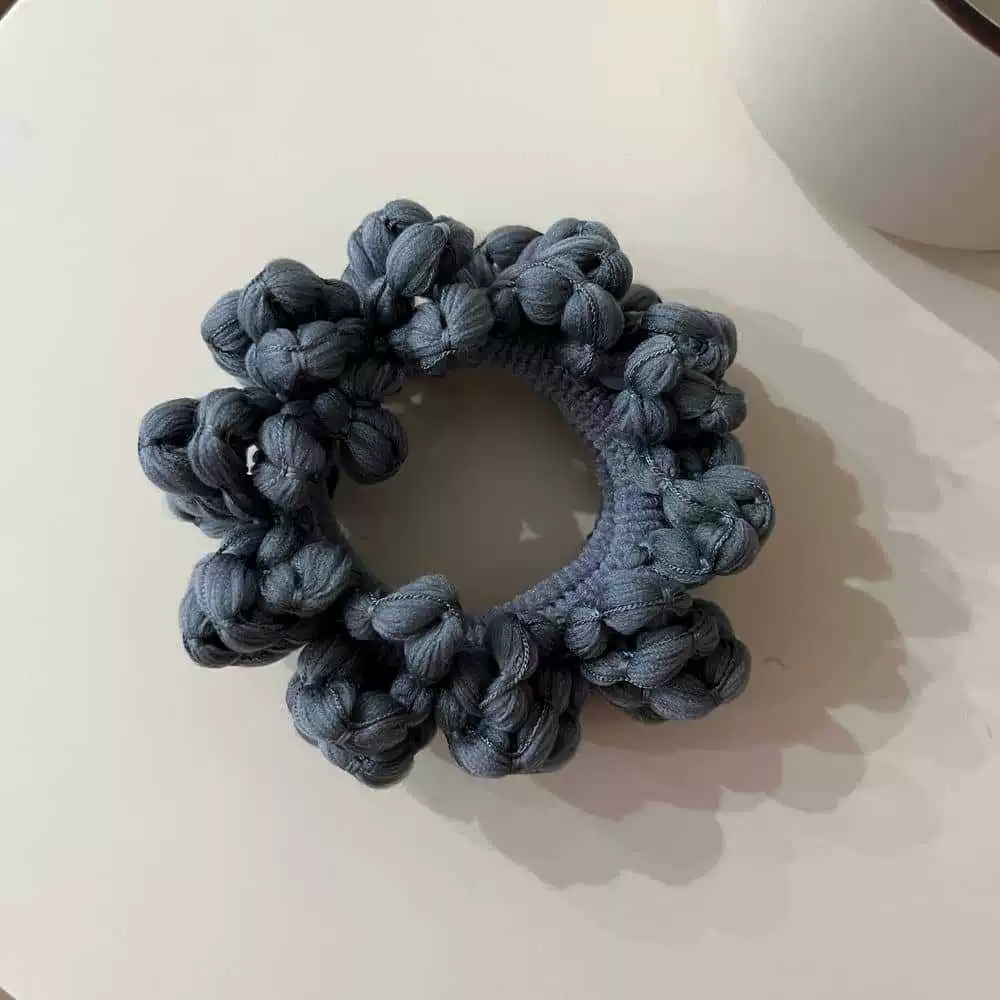회색