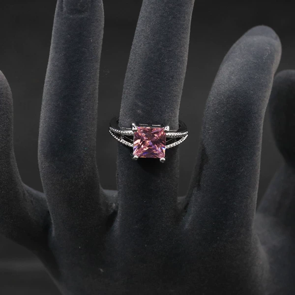 Fuchsia ring