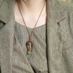 Jade Crafts Natural Xinjiang Hetian Jade and Sugar Material Old Material Qiao Sugar Color Corn Pendant for Men and Women