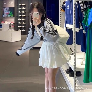 ������Ʒ�|��������ͬ���ļ�Ů�b���~�ݻ�����ȹ�\�Ӄ��r����ȫѝ