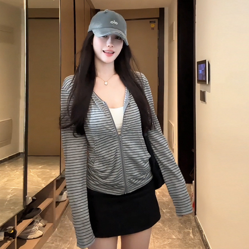 大码胖mm韩系条纹拉链防晒开衫女2025秋季新款修身显瘦百搭外套潮|undefined