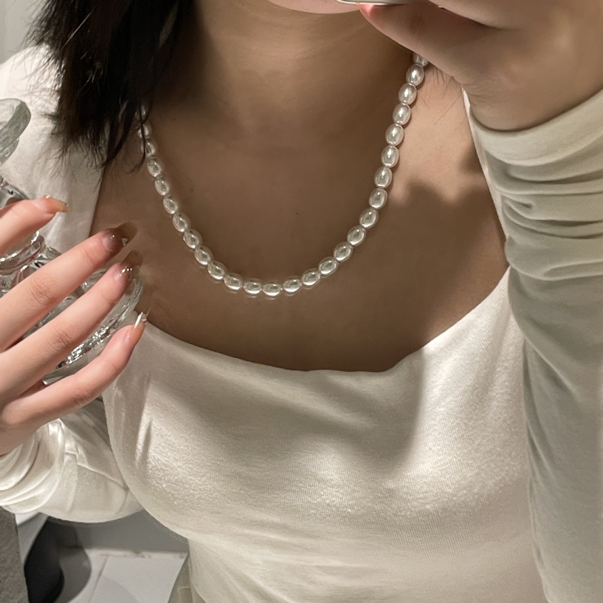 Pearl Necklace Female Summer Fashion Retro Necklace Wholesale display picture 3