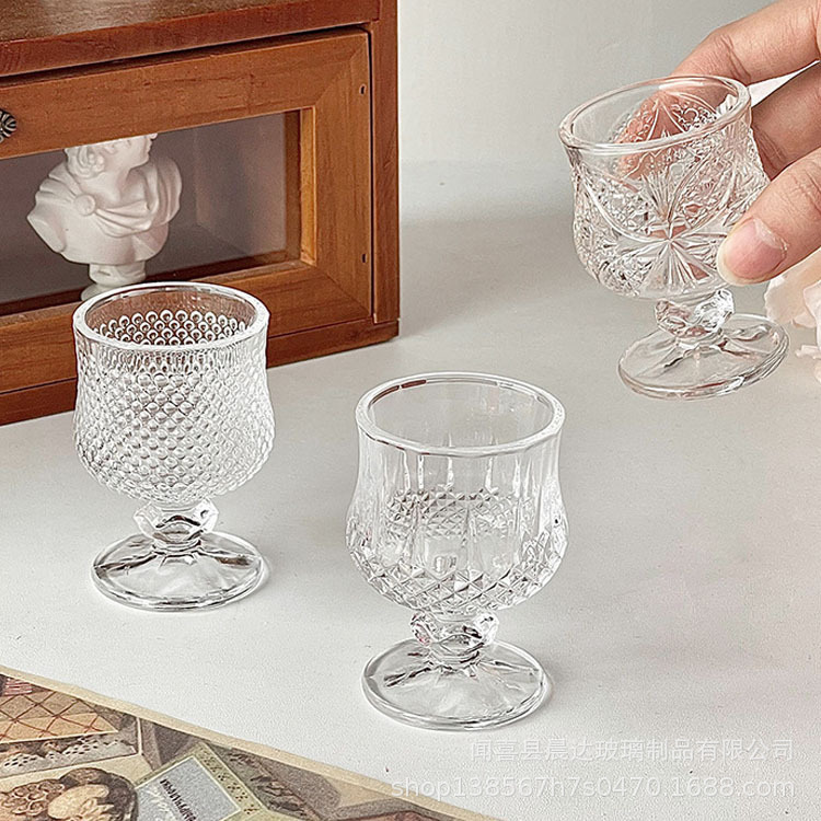 6 tazas de vinos de vidrio retrógrado tallado tazas de vinos de flores pequeñas tazas de vinos de vinos de sake o dos tazas de vinos de vinos chinos para el hogar
