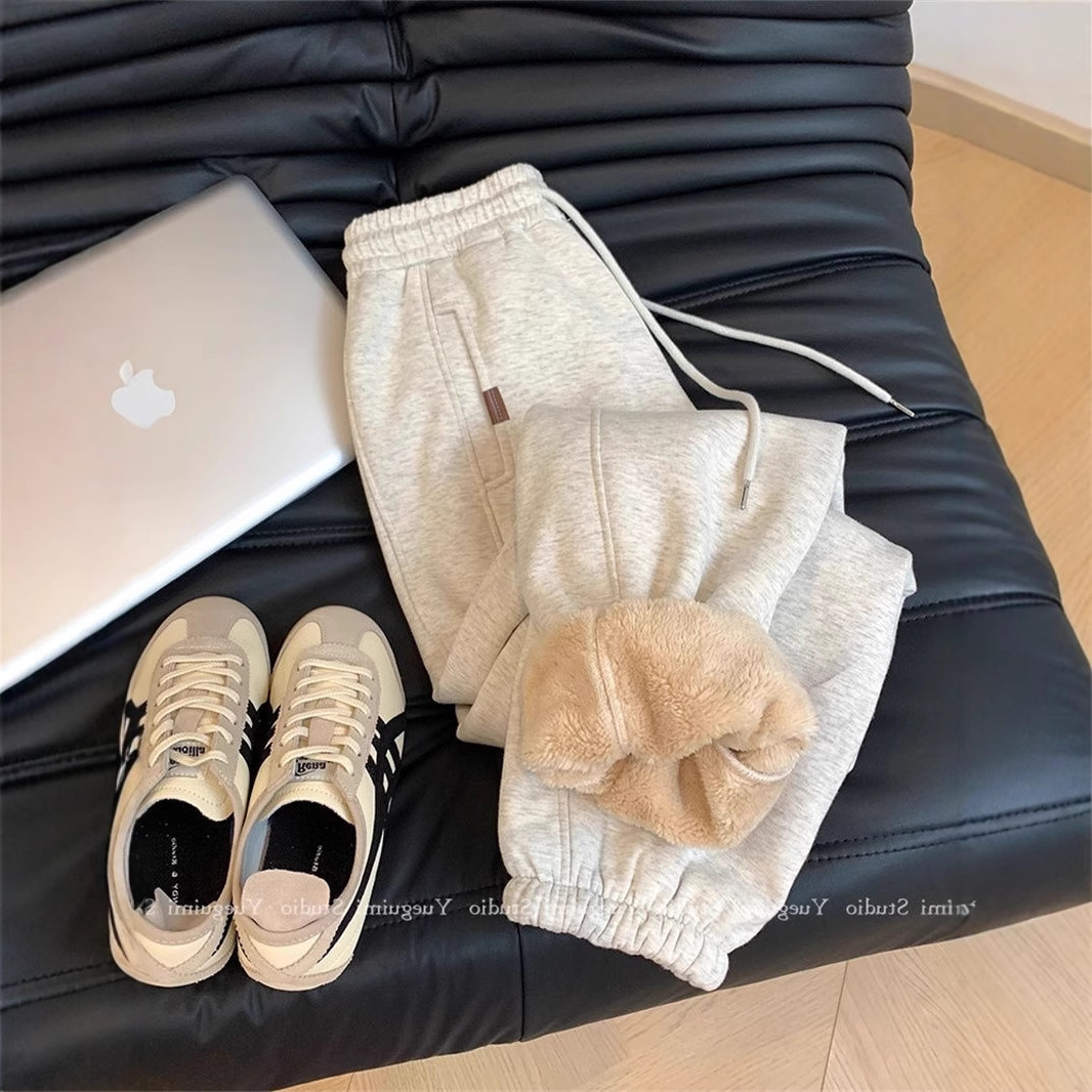 舒适运动休闲加绒卫裤女冬季新款松紧高腰加厚保暖束脚羊羔绒裤子