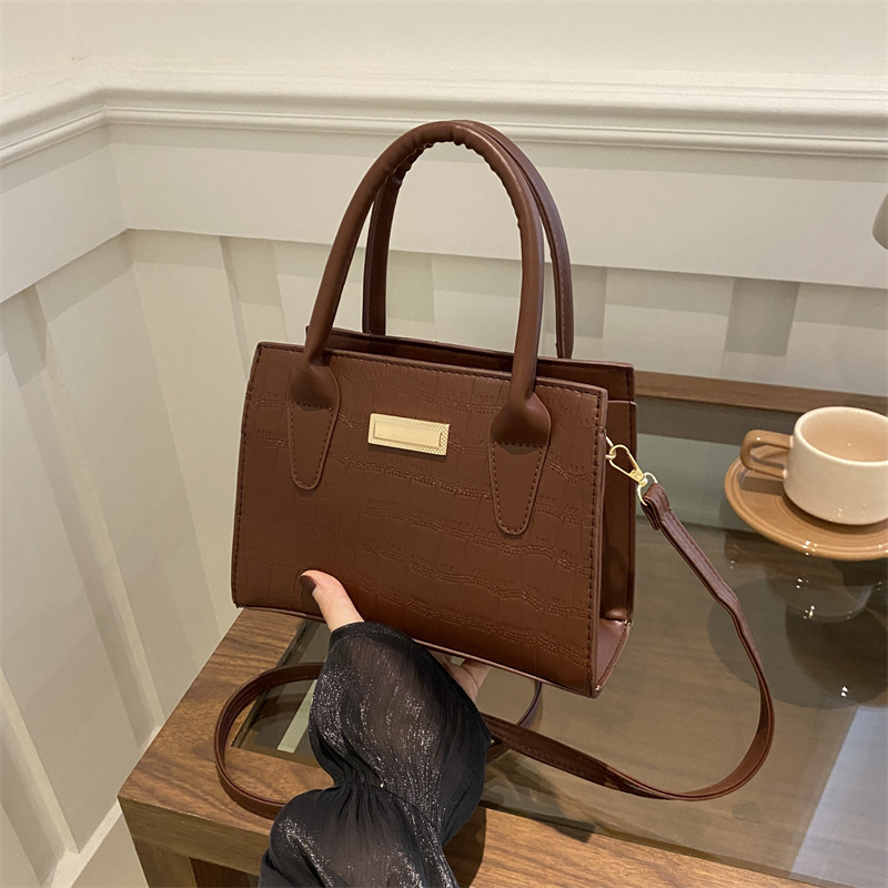 Bolsos transfronterizos Bolsos de mujer de viaje de alta gama 2024 nuevo bolso de trabajo de moda coreana de moda bolso de mensajero de hombro