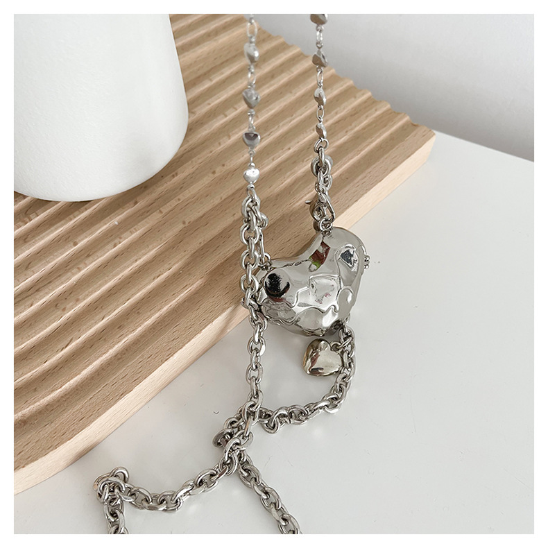 Magnetic Buckle Closure Type Chain Strap Type Women's Mini Metal Heart Shape Streetwear Heart-shaped Magnetic Buckle Shoulder Bag Crossbody Bag