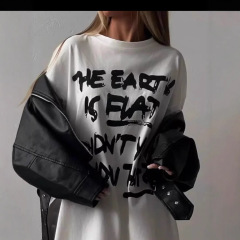 個性シンプルなドーパミンデザインアメリカンレタープリント綿100% Tシャツルーズカジュアルトップトレンディイン