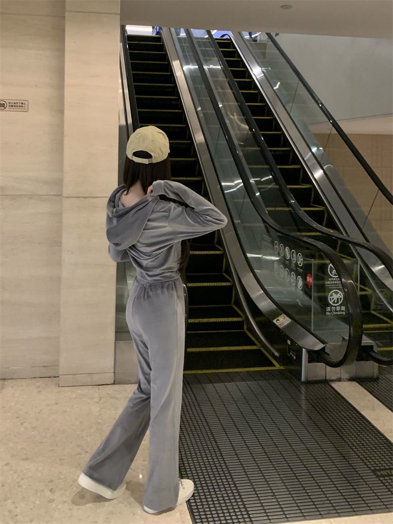 ActiveGo Winter Velvet Running Sports Casual For Women 2025 New Autumn Pure Desire Hooded Sweatshirt Two-Piece Set Trendy_desvips.com