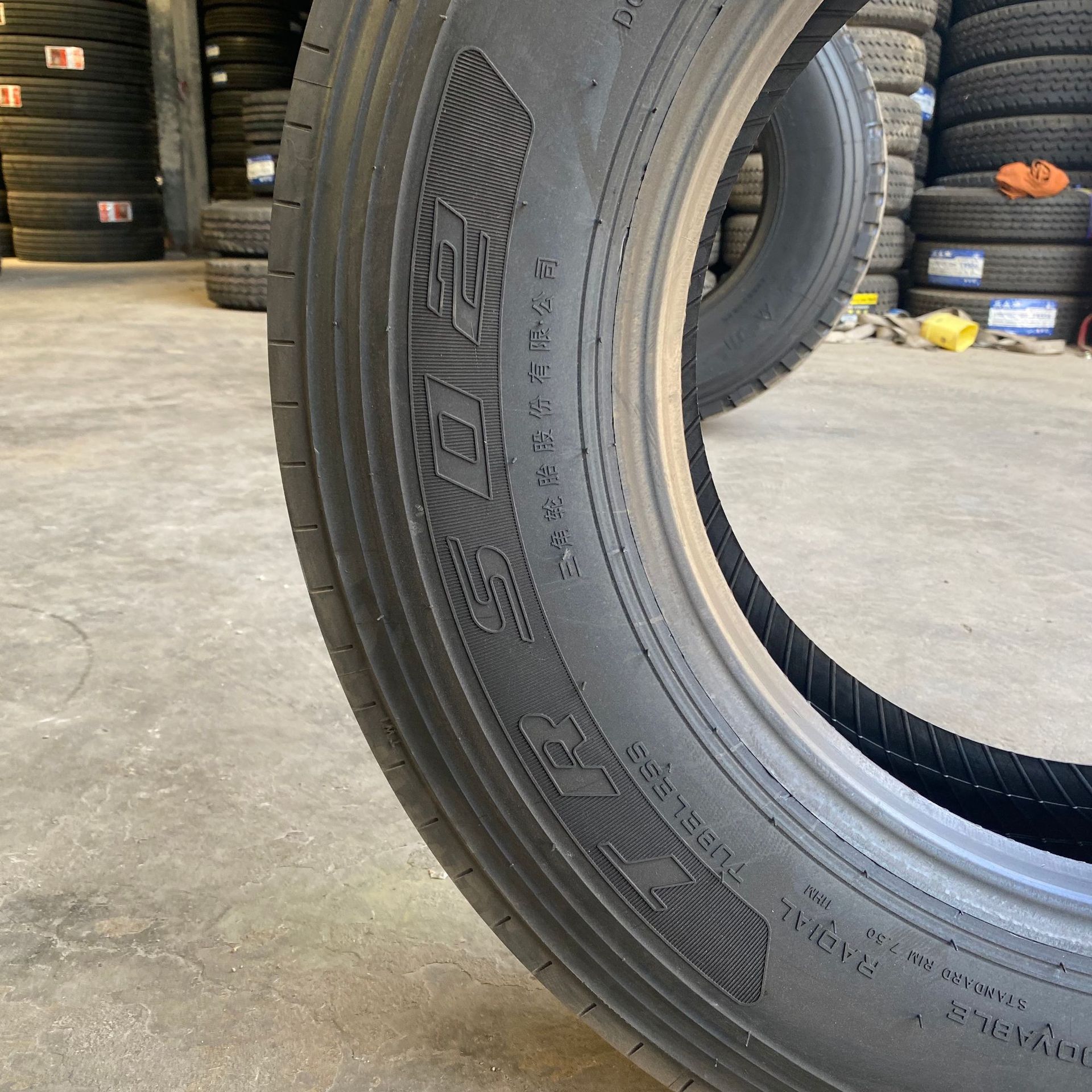 Truck tires 265/70R19.5 275/70R22.5 285/75R24.5 all-steel truck vacuum tires